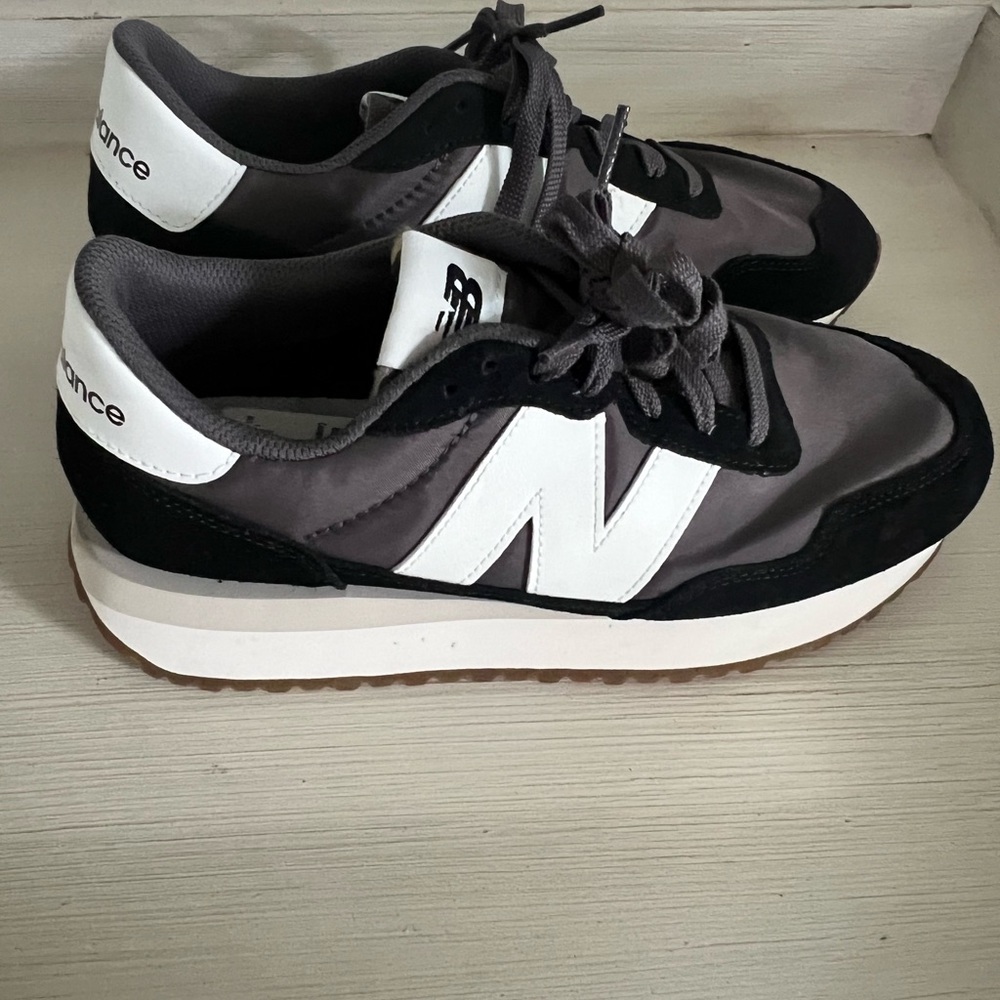 New Balance Sneakers